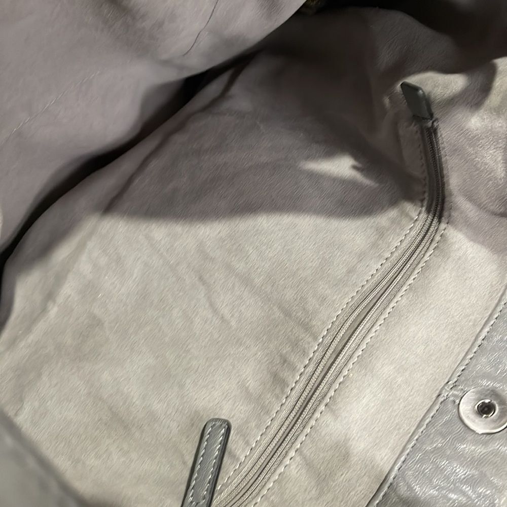 VINCE CAMUTO Gray Fava Leather Hobo - Picture 12 of 12